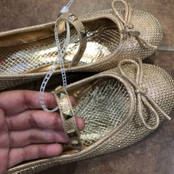 GB Girls Rose Gold Studded Flats - Picture 5 of 6